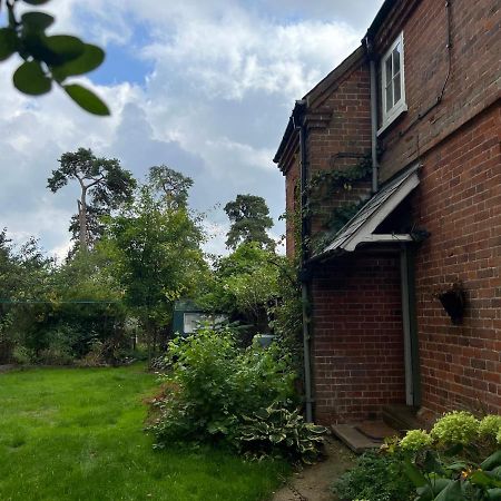 Cosy Cottage In The Heart Of The Countryside Brinkley  外观 照片