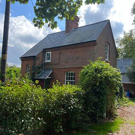 Cosy Cottage In The Heart Of The Countryside Brinkley  外观 照片