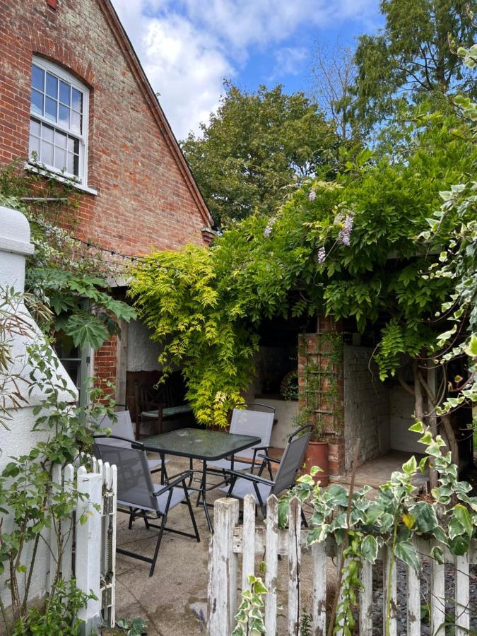 Cosy Cottage In The Heart Of The Countryside Brinkley  外观 照片